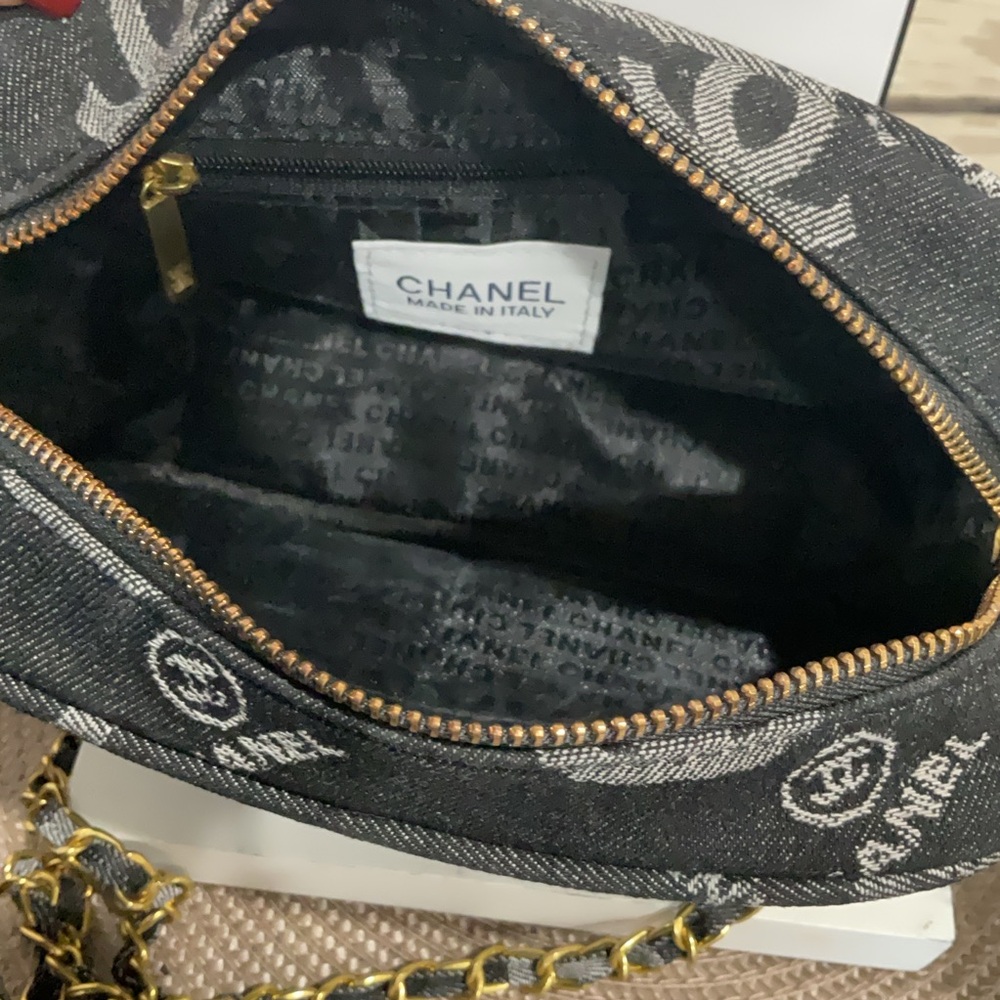 Denim Crossbody Bag with Gold Chain - Picture 5 of 7